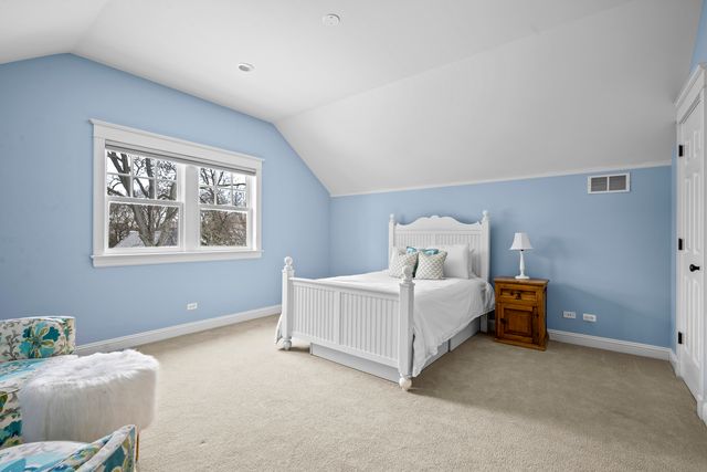 140 Birch Street, Winnetka, IL 60093