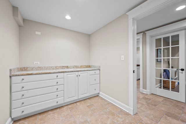 140 Birch Street, Winnetka, IL 60093