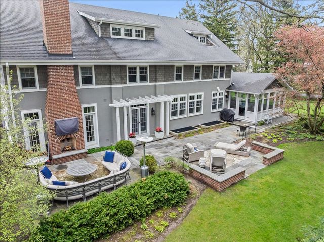 140 Birch Street, Winnetka, IL 60093