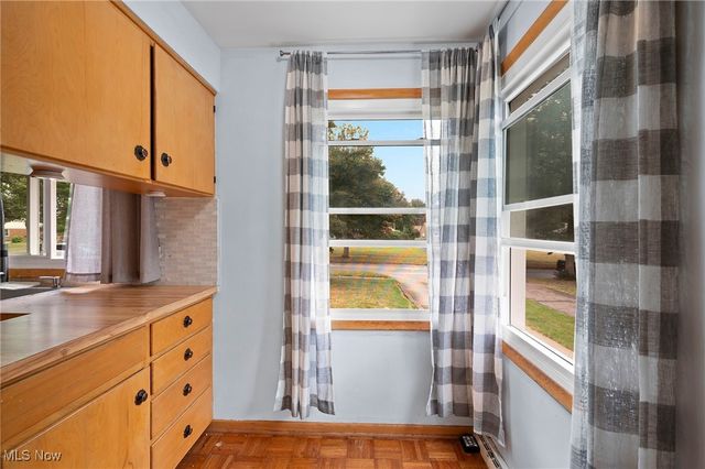 729 Woodland Avenue, Wadsworth, OH 44281