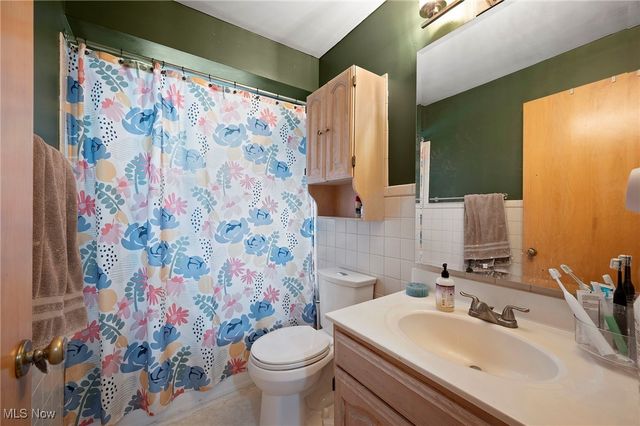 729 Woodland Avenue, Wadsworth, OH 44281