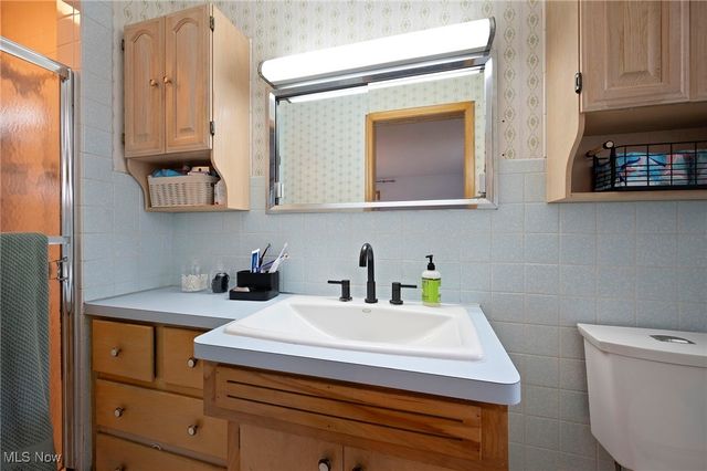 729 Woodland Avenue, Wadsworth, OH 44281