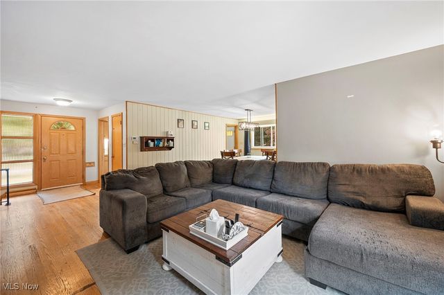 729 Woodland Avenue, Wadsworth, OH 44281