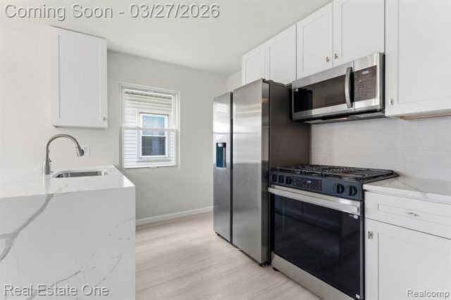 6778 Buckingham Avenue, Allen Park, MI 48101