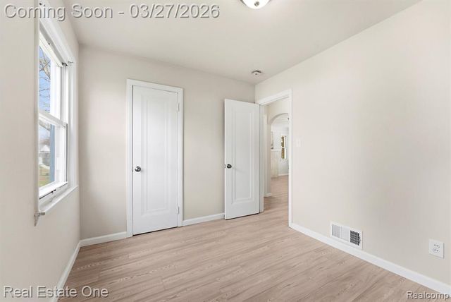 6778 Buckingham Avenue, Allen Park, MI 48101