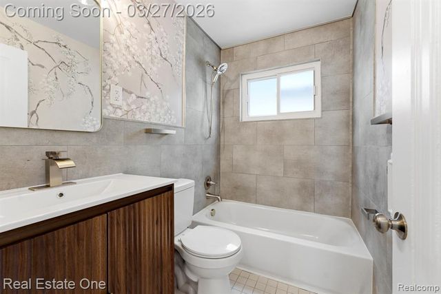 6778 Buckingham Avenue, Allen Park, MI 48101