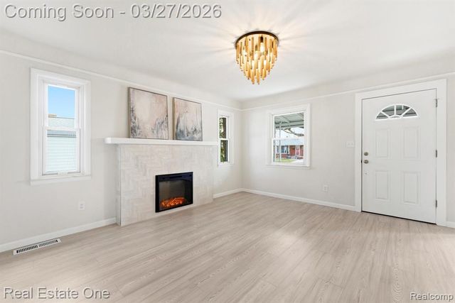 6778 Buckingham Avenue, Allen Park, MI 48101