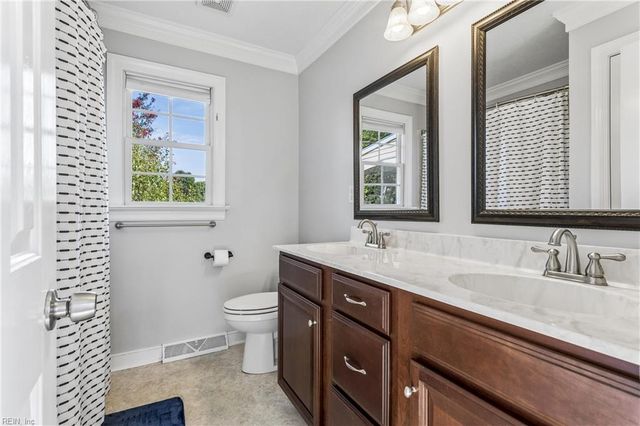 5670 Gentry DR, New Kent, VA 23124