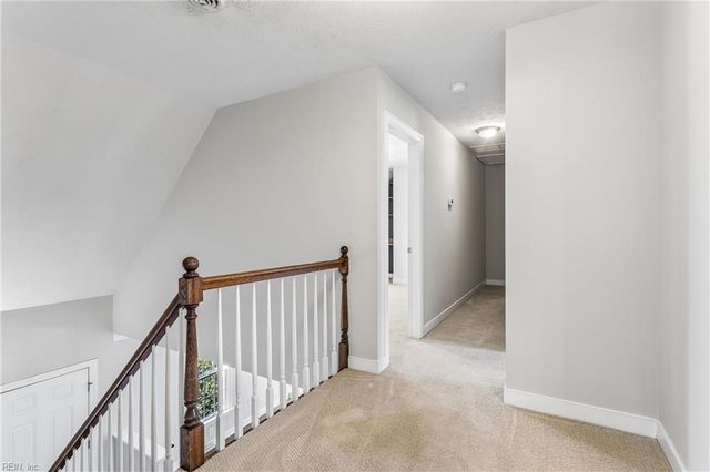 5670 Gentry DR, New Kent, VA 23124