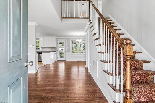5670 Gentry DR, New Kent, VA 23124
