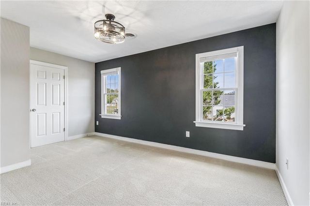 5670 Gentry DR, New Kent, VA 23124