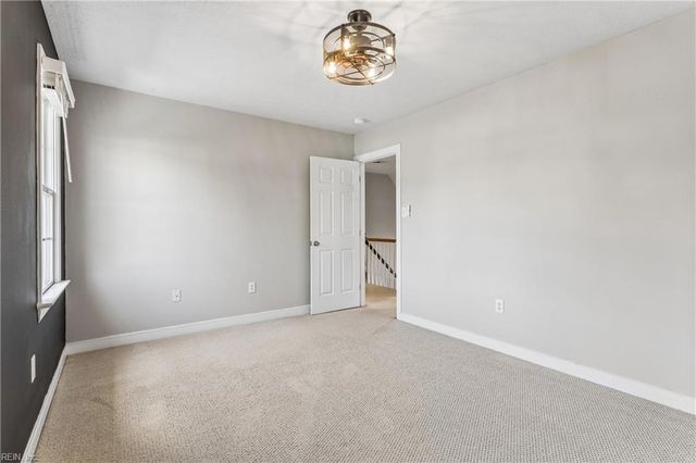 5670 Gentry DR, New Kent, VA 23124
