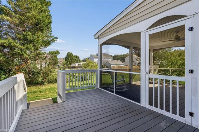 5670 Gentry DR, New Kent, VA 23124