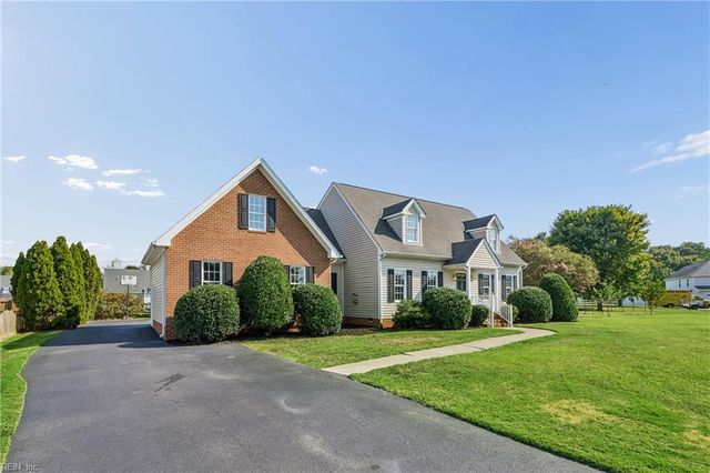 5670 Gentry DR, New Kent, VA 23124