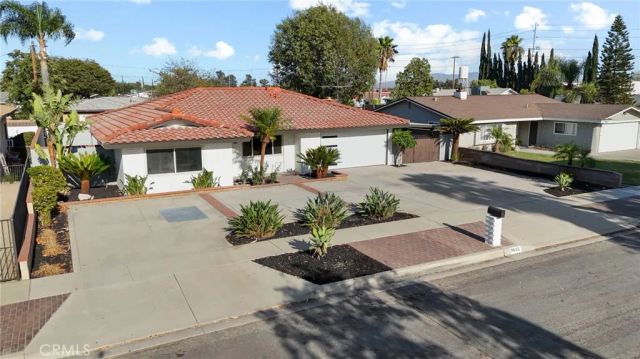 9643 Boxwood Ave, Fontana, CA 92335