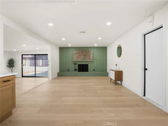 9643 Boxwood Ave, Fontana, CA 92335