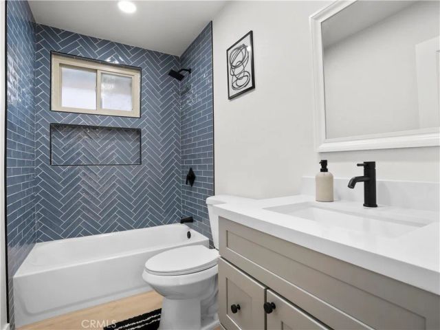 9643 Boxwood Ave, Fontana, CA 92335