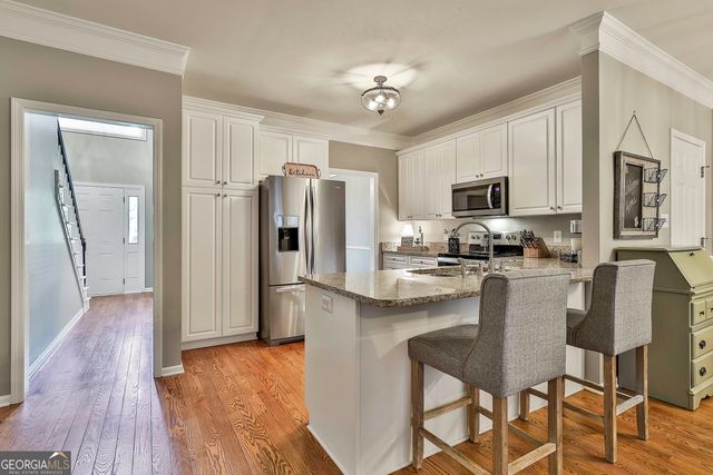 125 GLADYS LN, Fayetteville, GA 30215