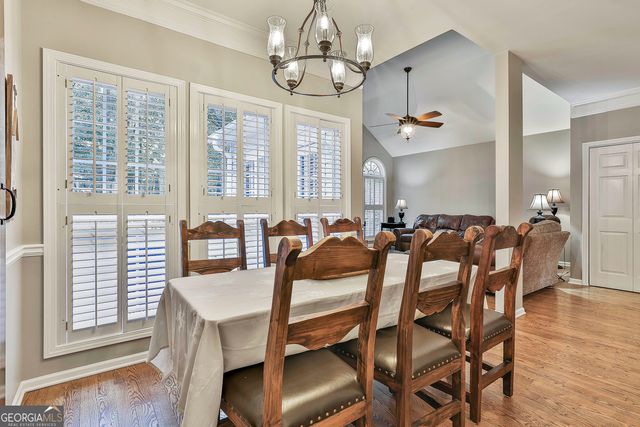 125 GLADYS LN, Fayetteville, GA 30215