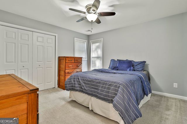 125 GLADYS LN, Fayetteville, GA 30215