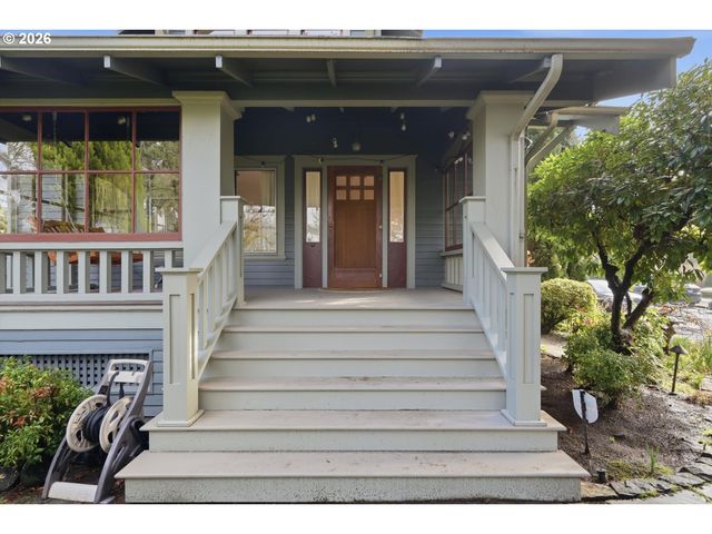 7060 Se 13TH Ave, Portland, OR 97202