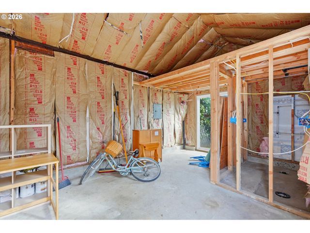 7060 Se 13TH Ave, Portland, OR 97202