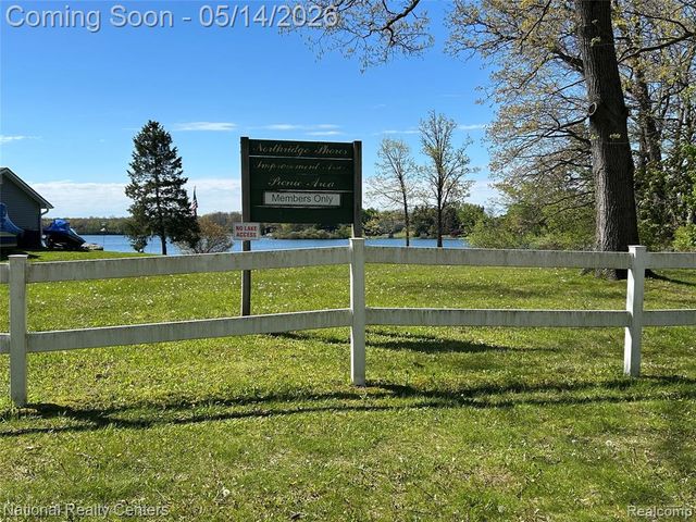 10197 Dar Lane, Goodrich, MI 48438