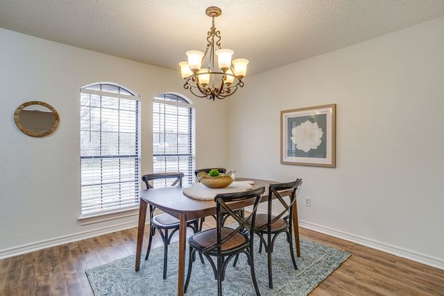 908 Country Club Drive, Joshua, TX 76058