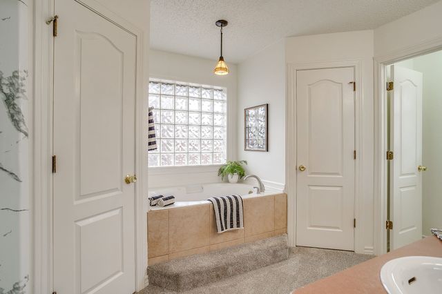 908 Country Club Drive, Joshua, TX 76058