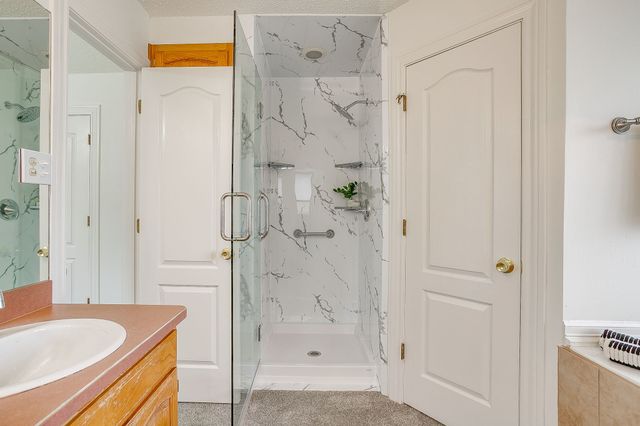 908 Country Club Drive, Joshua, TX 76058