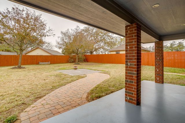 908 Country Club Drive, Joshua, TX 76058