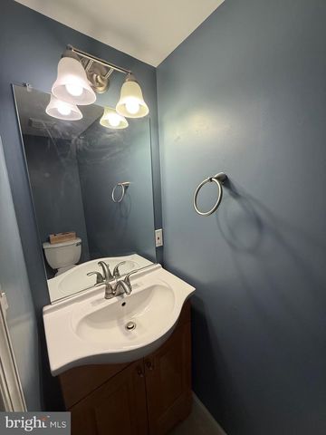 4909 TIBBITT LN, Burke, VA 22015