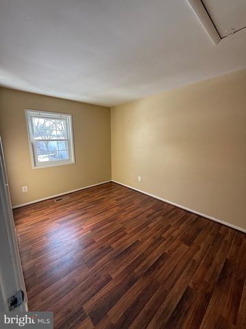 4909 TIBBITT LN, Burke, VA 22015