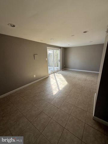 4909 TIBBITT LN, Burke, VA 22015