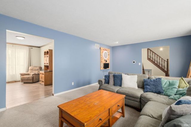 11923 Bergamot Drive, Granger, IN 46530