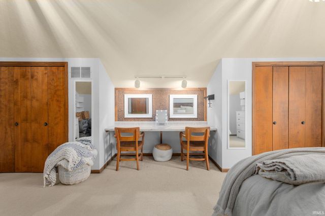 11923 Bergamot Drive, Granger, IN 46530