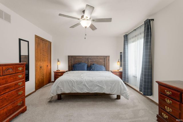 11923 Bergamot Drive, Granger, IN 46530