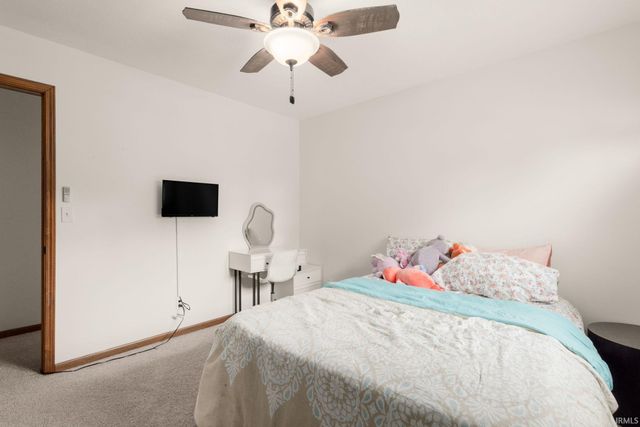 11923 Bergamot Drive, Granger, IN 46530