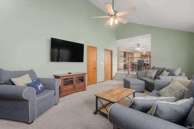 11923 Bergamot Drive, Granger, IN 46530