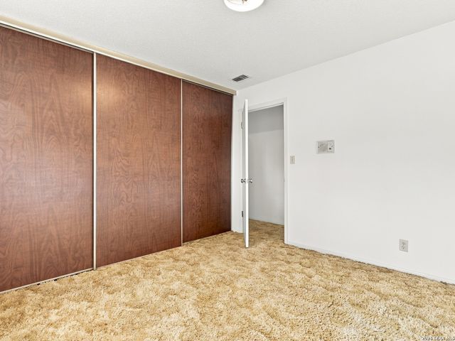 8239 ZODIAC DR, Universal City, TX 78148