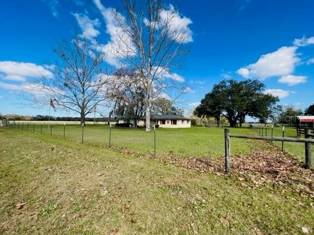 10 SW 50TH AVENUE, Bell, FL 32619