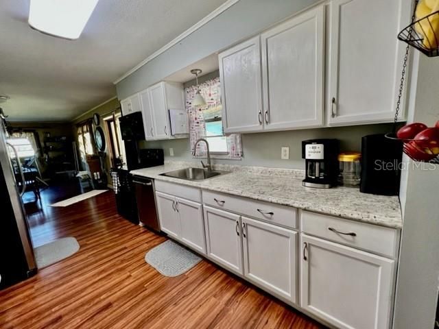 10 SW 50TH AVENUE, Bell, FL 32619