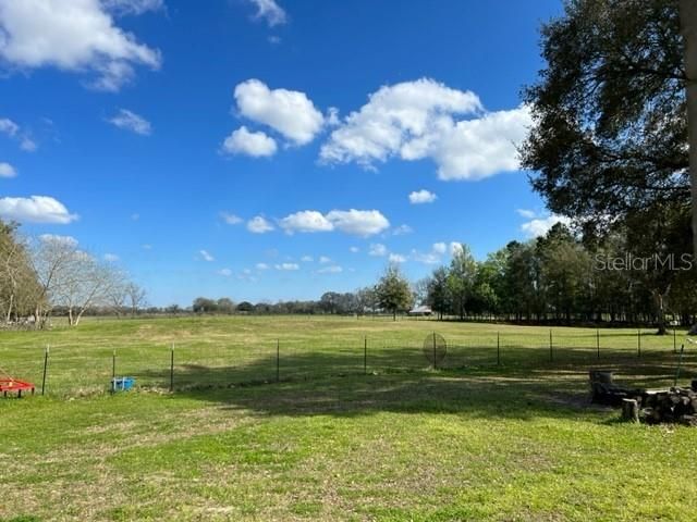 10 SW 50TH AVENUE, Bell, FL 32619