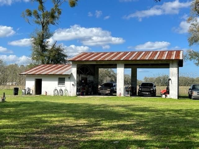 10 SW 50TH AVENUE, Bell, FL 32619