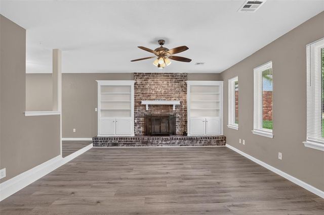 2109 Oakvista Circle, Norman, OK 73071