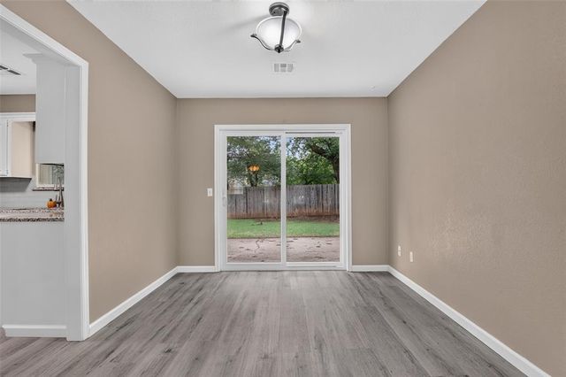 2109 Oakvista Circle, Norman, OK 73071