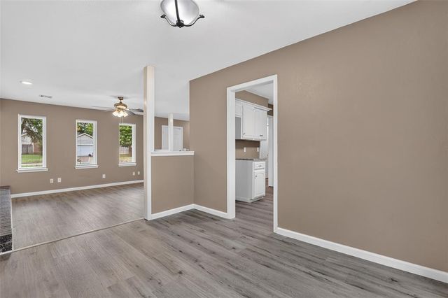 2109 Oakvista Circle, Norman, OK 73071