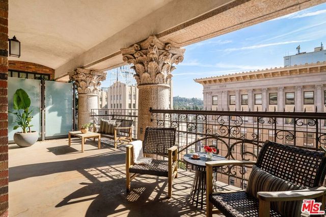 1645 Vine Street 1005, Los Angeles, CA 90028