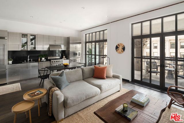 1645 Vine Street 1005, Los Angeles, CA 90028