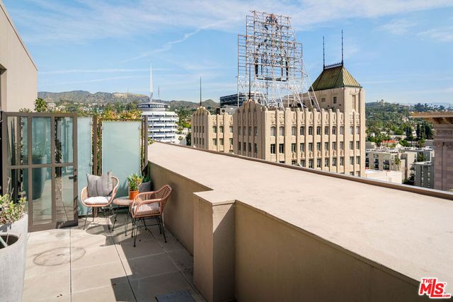 1645 Vine Street 1005, Los Angeles, CA 90028